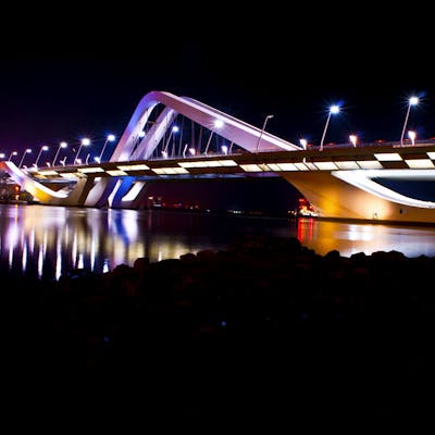 جسر الشيخ زايد – العاصمة أبوظبي