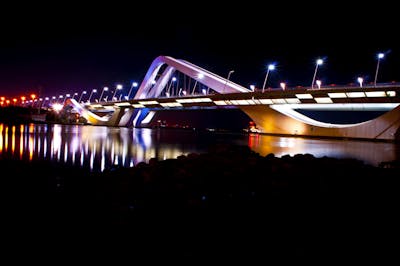 جسر الشيخ زايد – العاصمة أبوظبي